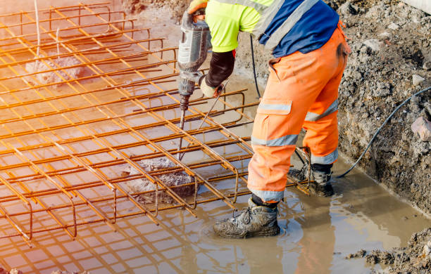 Best Concrete Pool Decks in Richland, WA